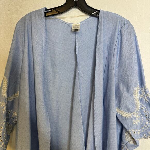 2/$25 Time & Tru Blue Embroidered Hem Feminine Boho Lightweight Floral Kimono - Picture 8 of 10